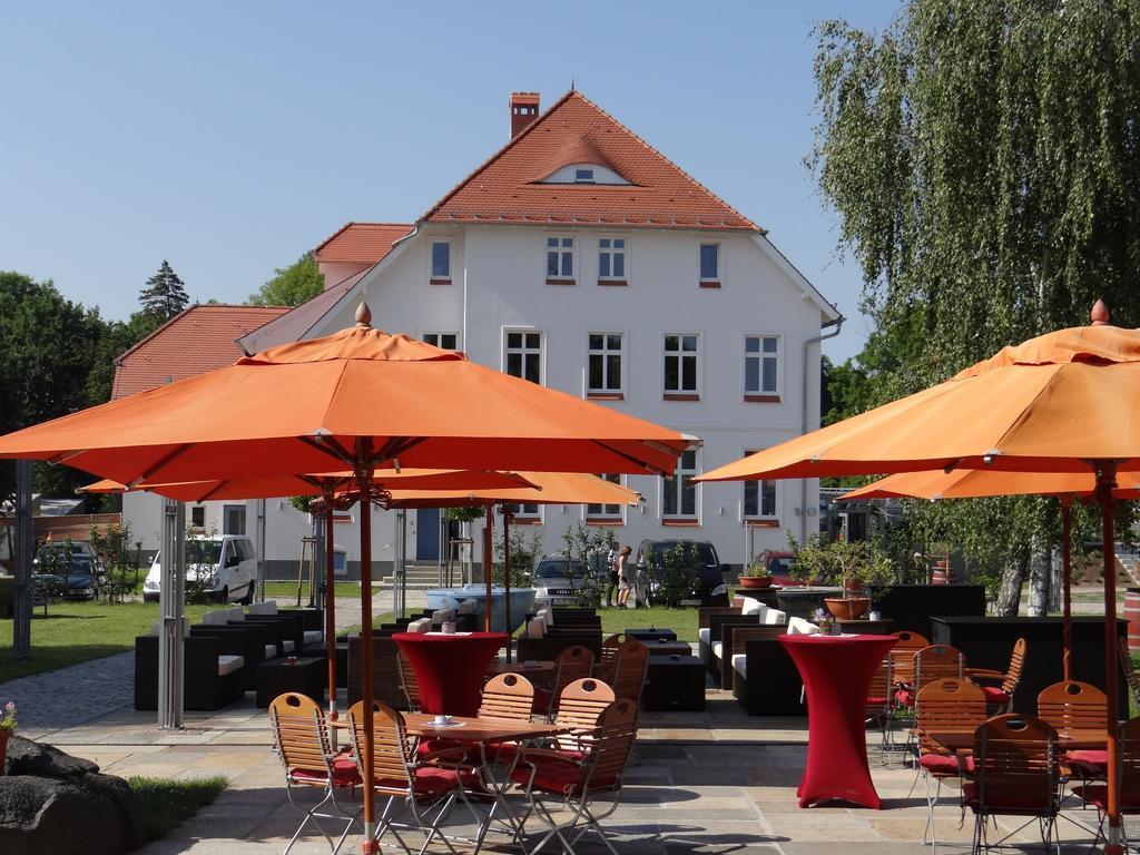 Hotel Und Restaurant Am Peenetal Liepen  Oda fotoğraf