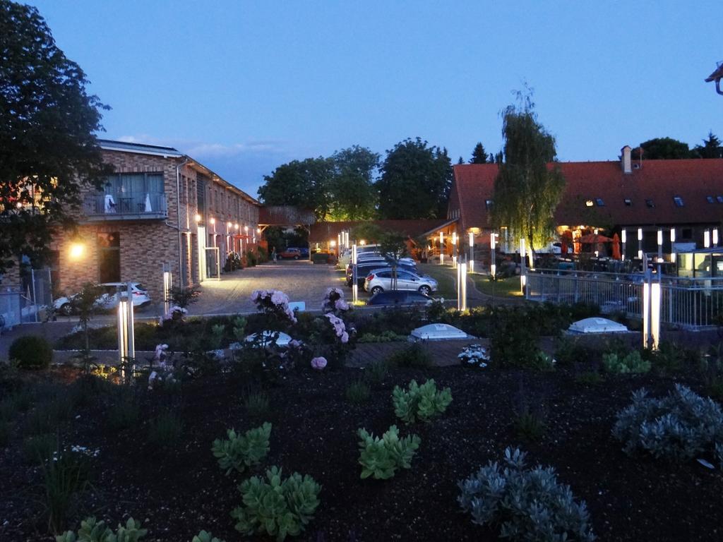 Hotel Und Restaurant Am Peenetal Liepen  Oda fotoğraf