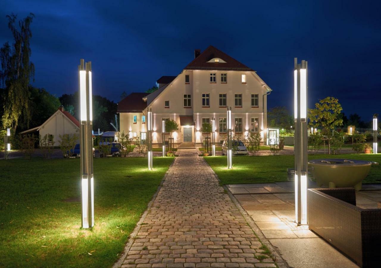 Hotel Und Restaurant Am Peenetal Liepen  Dış mekan fotoğraf